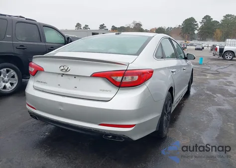 2015 Hyundai Sonata Sport z USA, uszkodzony, nr VIN 5NPE34AF7FH044760